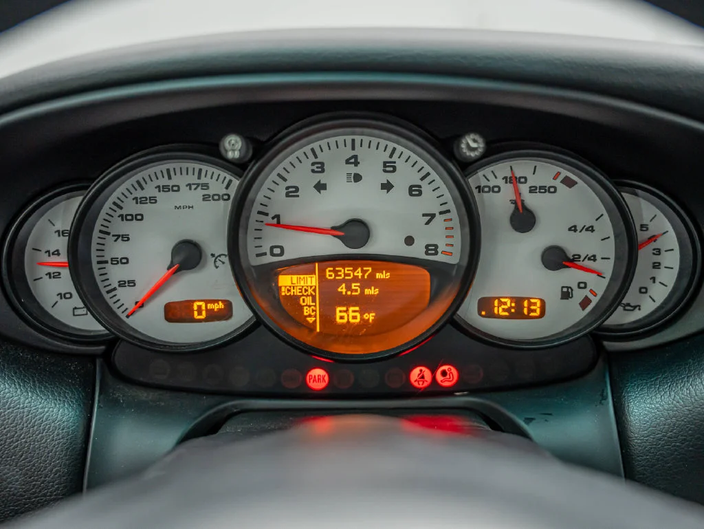 Used 2003 Carrara White Porsche Carrera image 38