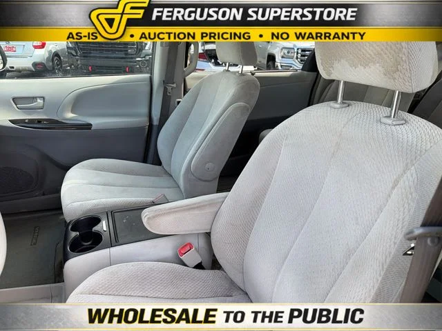 Used 2012 White Toyota LE image 18