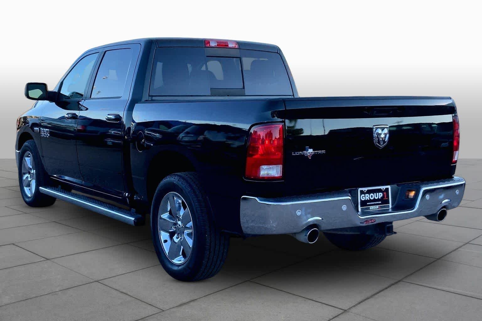 Used 2017 Black Forest Green Pearlcoat Ram Lone Star image 12