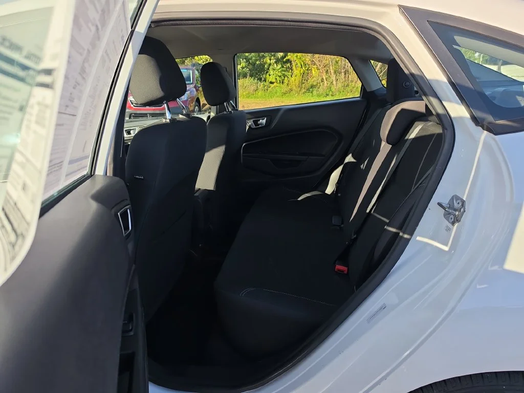 Used 2016 White Ford SE image 10