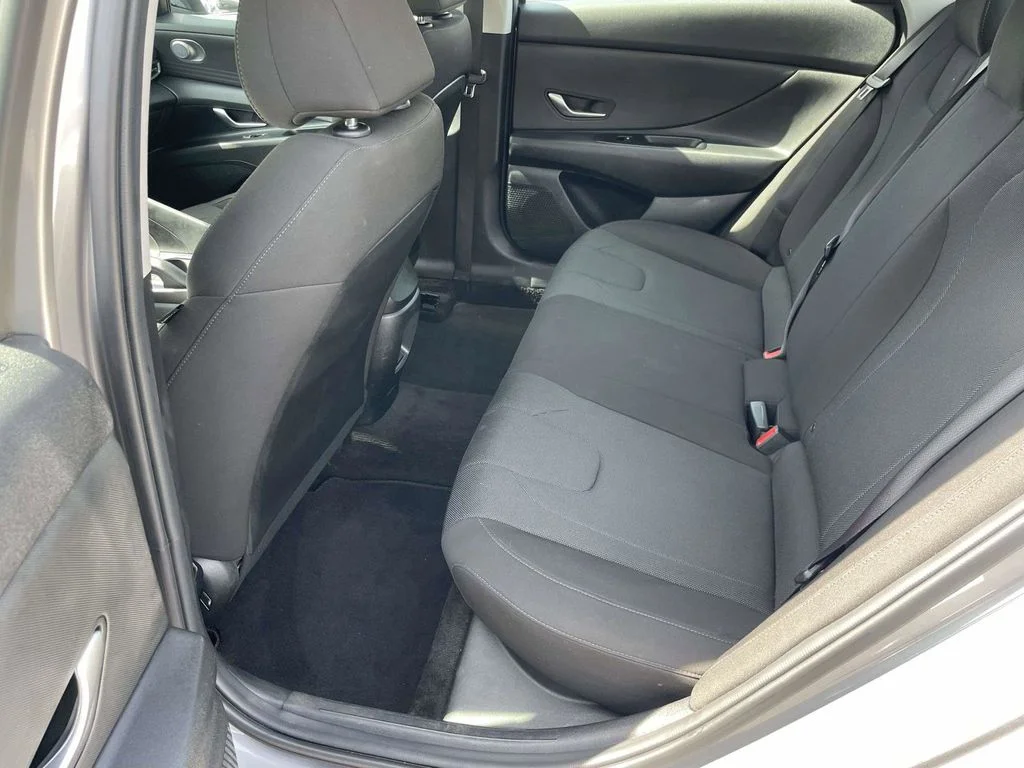 Certified Used 2024 Silver Hyundai SE image 9