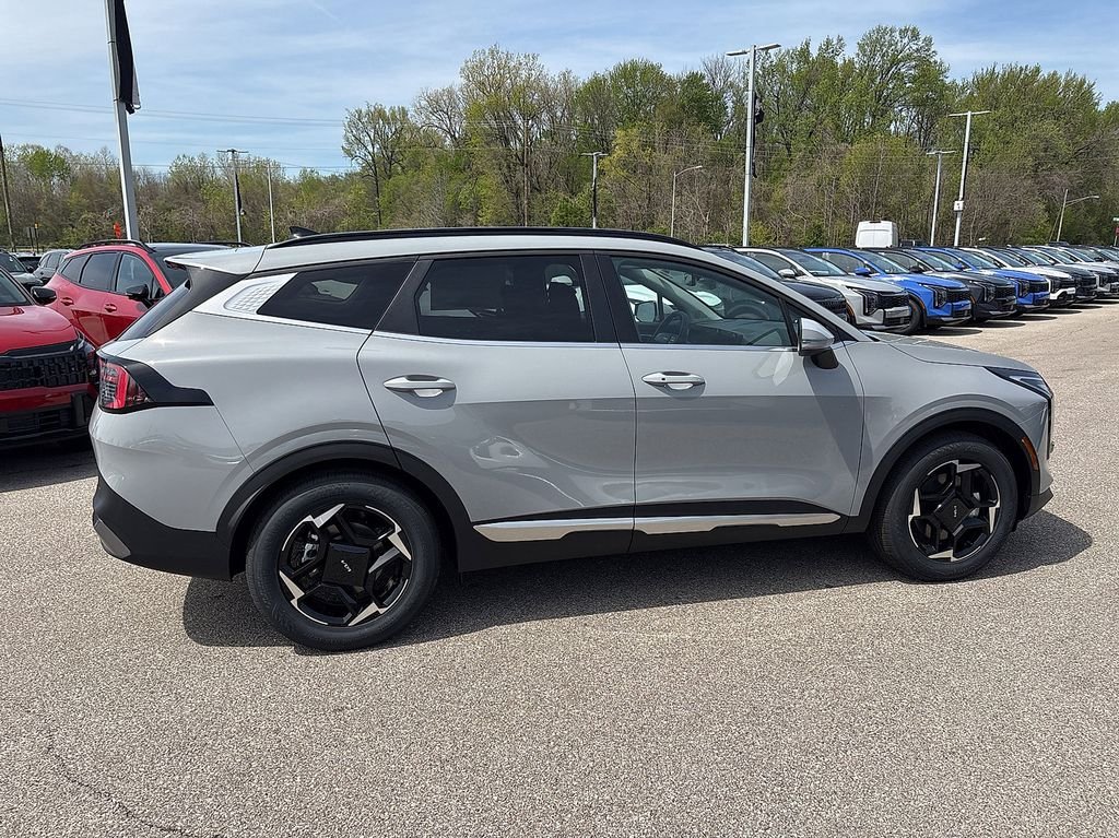 New 2026 Wolf Gray Kia EX image 2