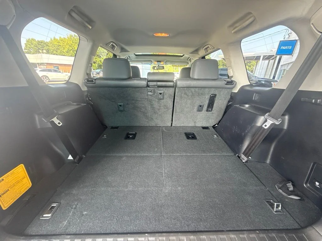 Used 2019 Silver Lexus 460 image 43
