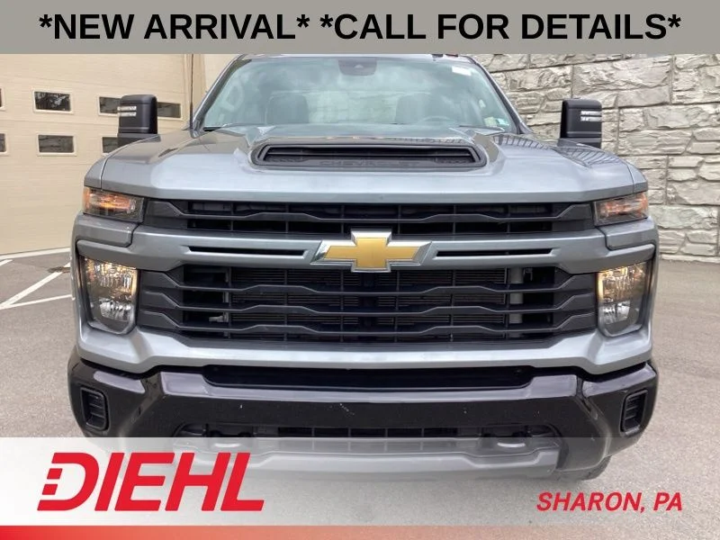 Used 2024 Gray Chevrolet Custom image 2