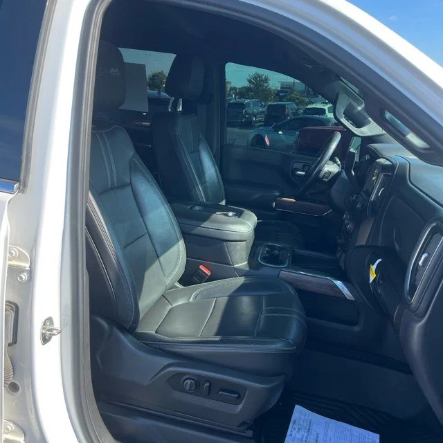 Used 2020 Beige Chevrolet High Country image 13