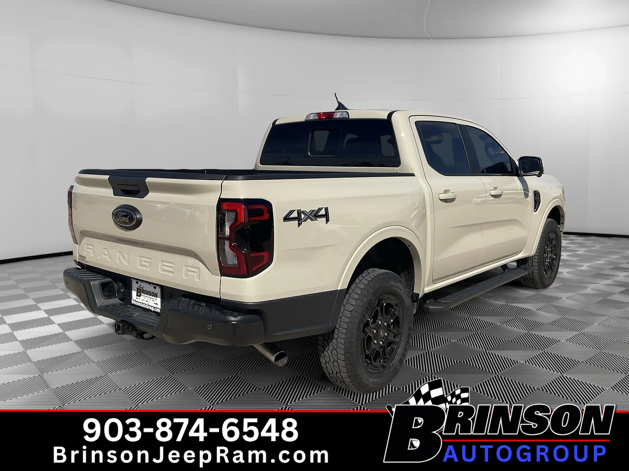 Used 2025 Desert Sand Ford LARIAT image 7