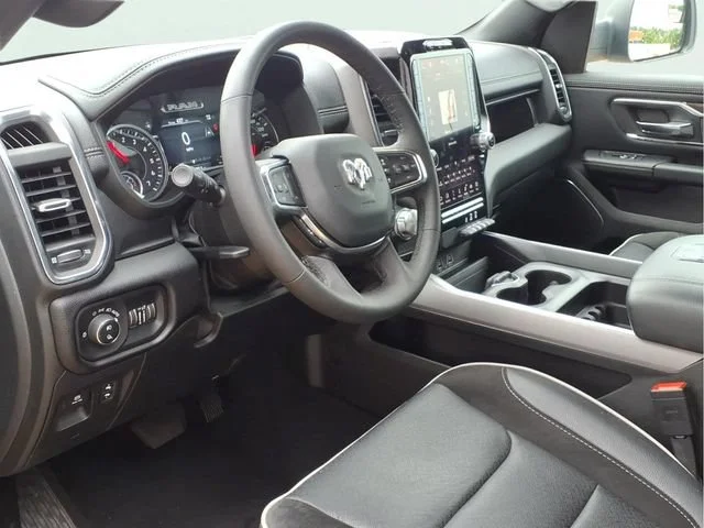 Used 2026  Ram Laramie image 8