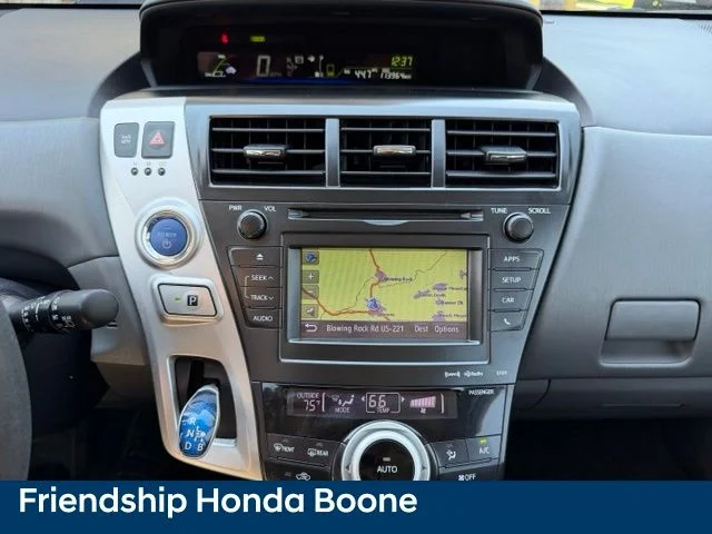 Used 2012 Blue Toyota Two image 26