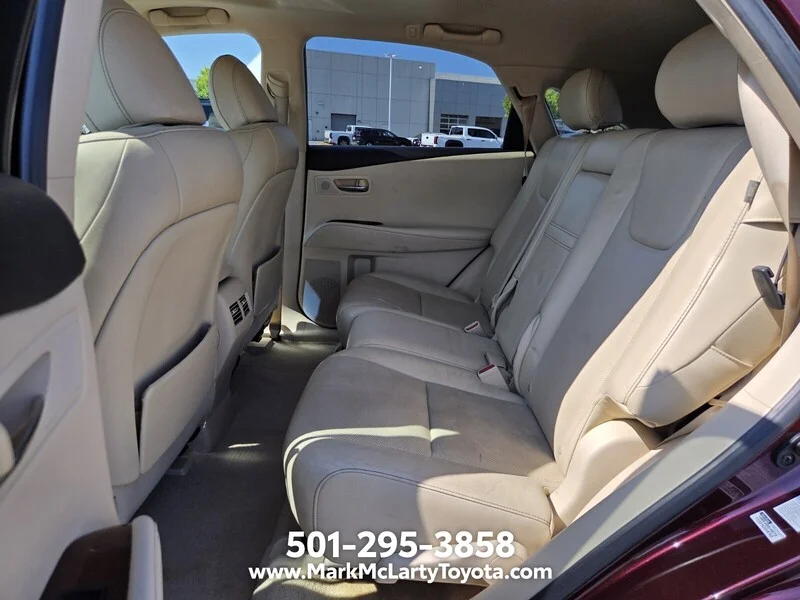 Used 2013 Mica LEXUS FWD 4DR image 12
