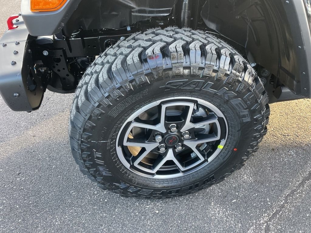 New 2026 Black Clear-Coat Exterior Paint Jeep Rubicon X image 9