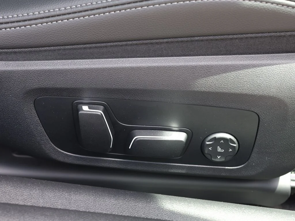 2026 BMW 4 Series 430i - Photo 23