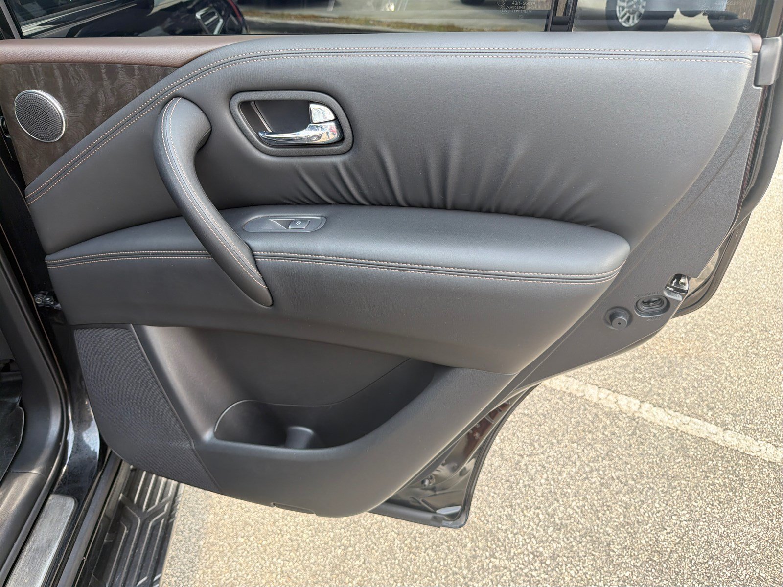 Used 2024 Super Black Nissan Platinum image 16
