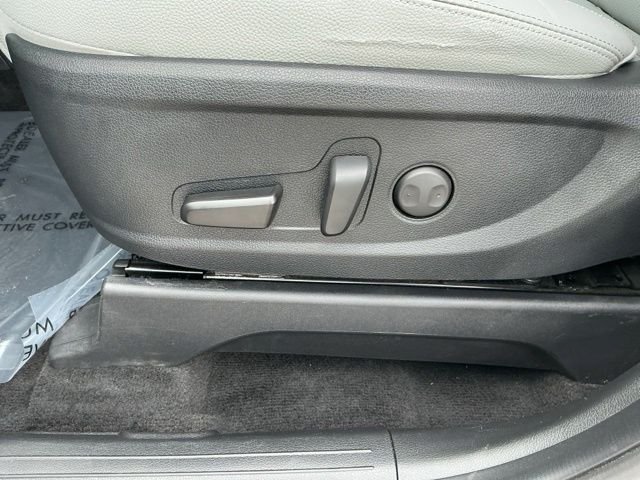 Used 2021 Silver Hyundai SEL image 57