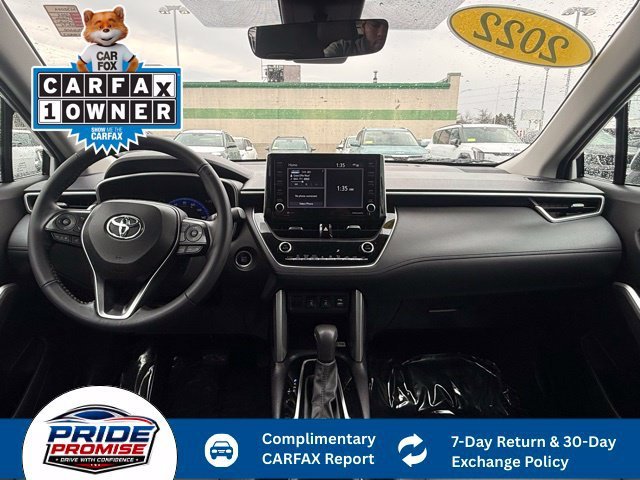 Used 2022 Off-white Toyota XLE image 17