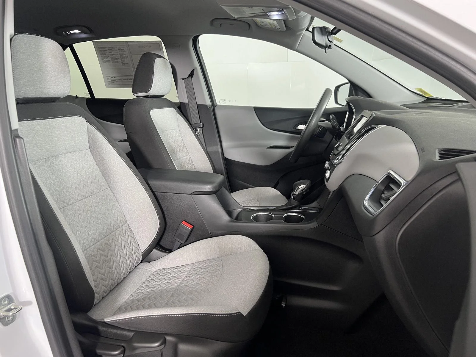 Used 2023 Summit White Chevrolet LS image 33