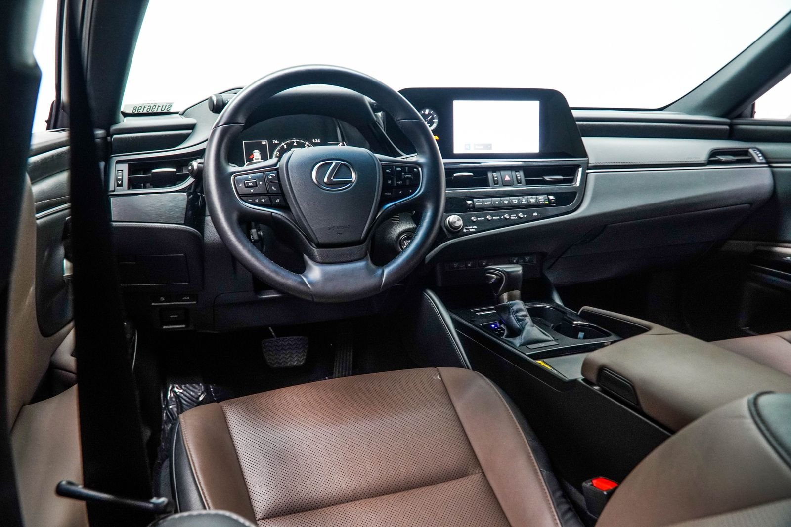 Used 2025 Red Lexus 350 image 16