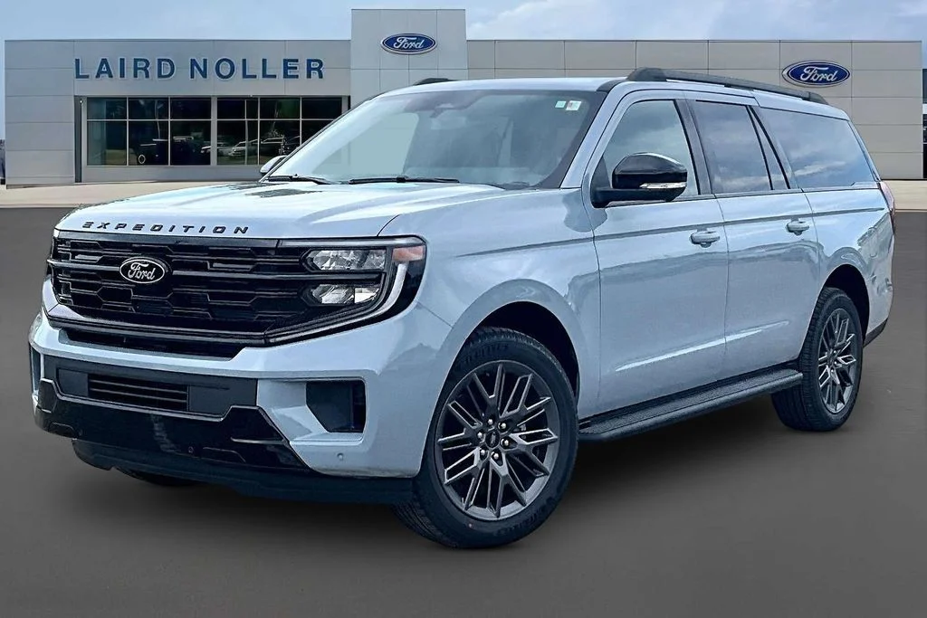 2026 Ford Expedition Platinum MAX 4x4's photo