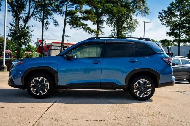 Certified Used 2025 Horizon Blue Pearl Subaru Premium image 2