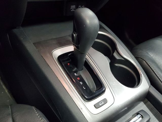 Used 2020 Black Honda EX-L image 28
