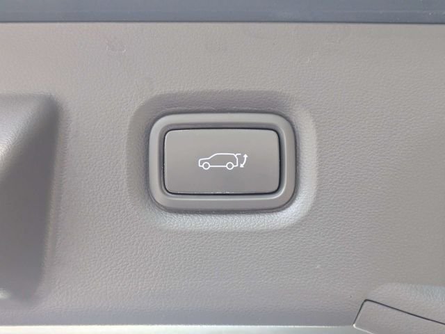 Used 2024 Green Hyundai SEL image 13