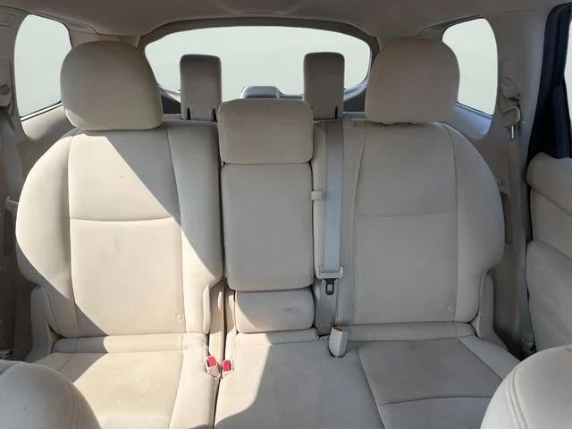 Used 2015 Blue Nissan SV image 28