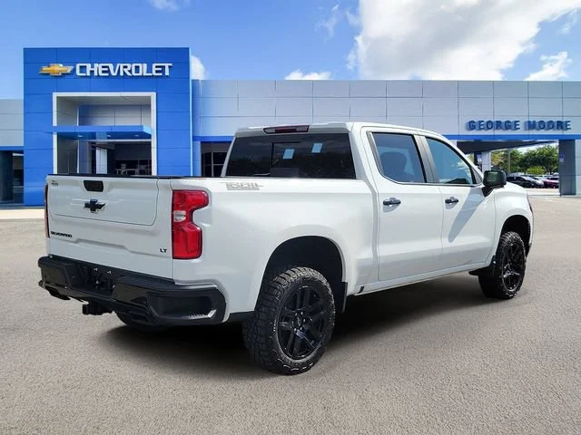 New 2026 Summit White Chevrolet LT Trail Boss image 4