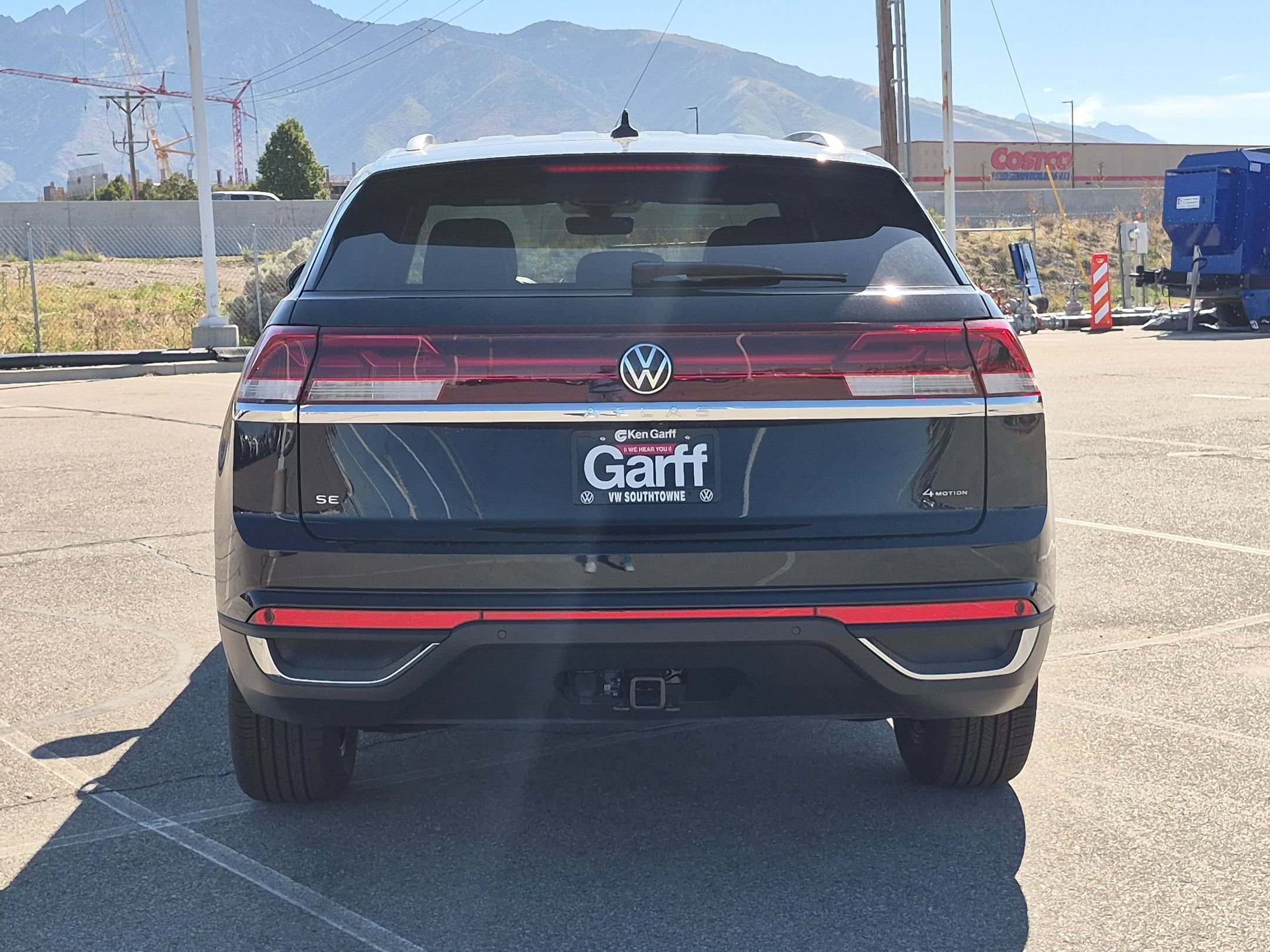 New 2026 Deep Black Pearl Volkswagen 2.0T SE w/Technology image 4