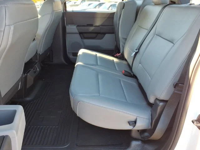 Used 2025 White Ford XL image 17