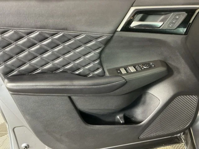 Certified Used 2022 Gray Mitsubishi SEL image 15