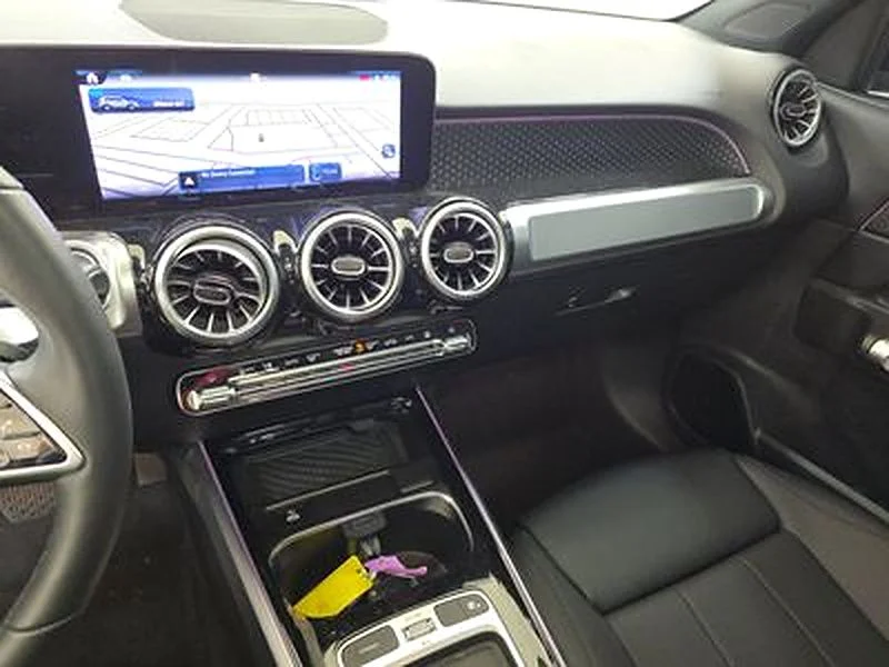 Used 2024 Black Mercedes-Benz 300 image 11