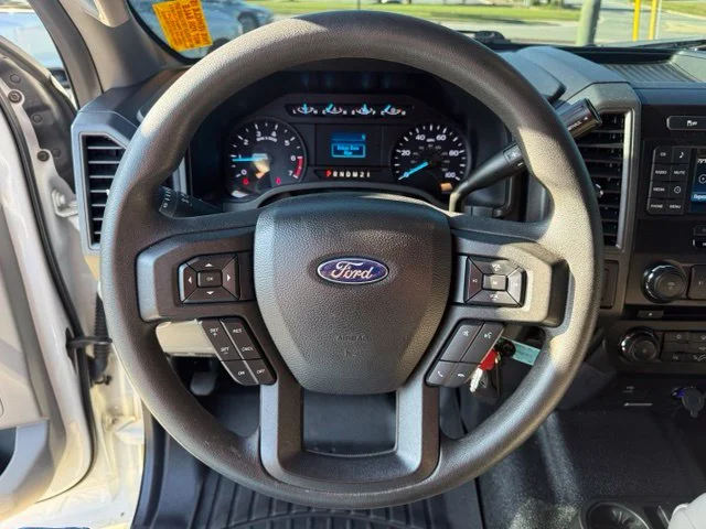 Used 2018 White Ford XL image 15