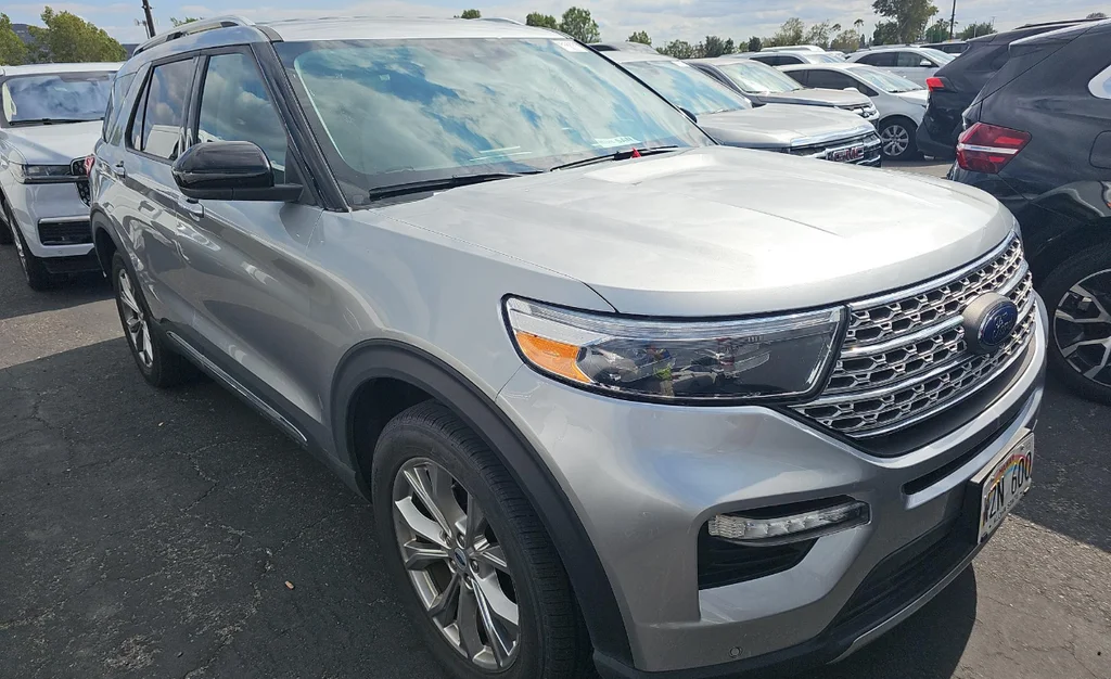 Used 2024 Silver Ford Limited image 1