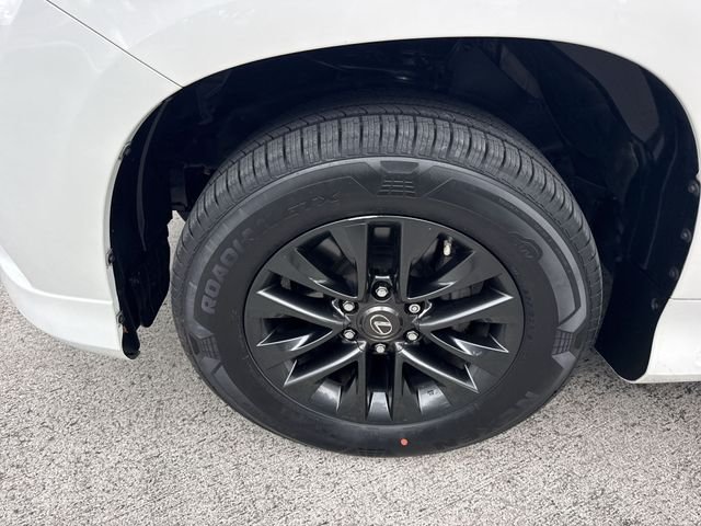 Certified Used 2022 White Lexus 460 image 10