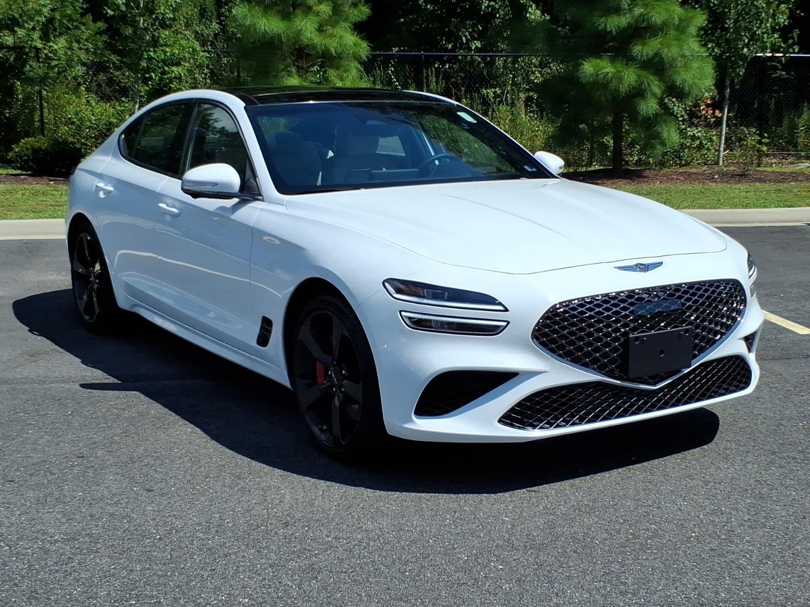 New 2026 Alta White Genesis 3.3T SPORT PRESTIGE image 5