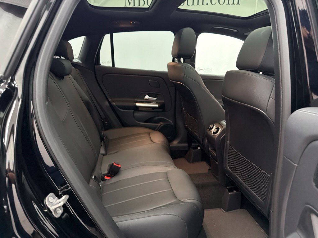 New 2026 Night Black Mercedes-Benz GLA 250 image 27