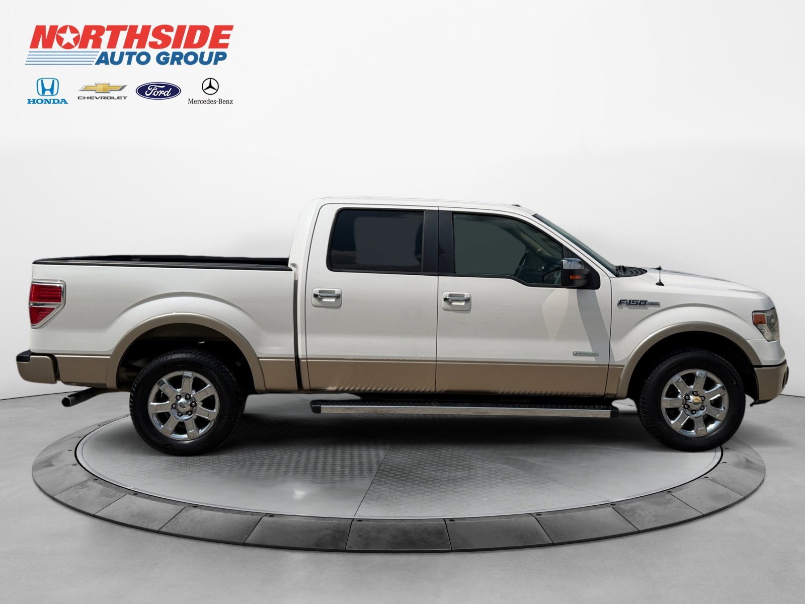 Used 2013 White Platinum Ford Lariat image 8