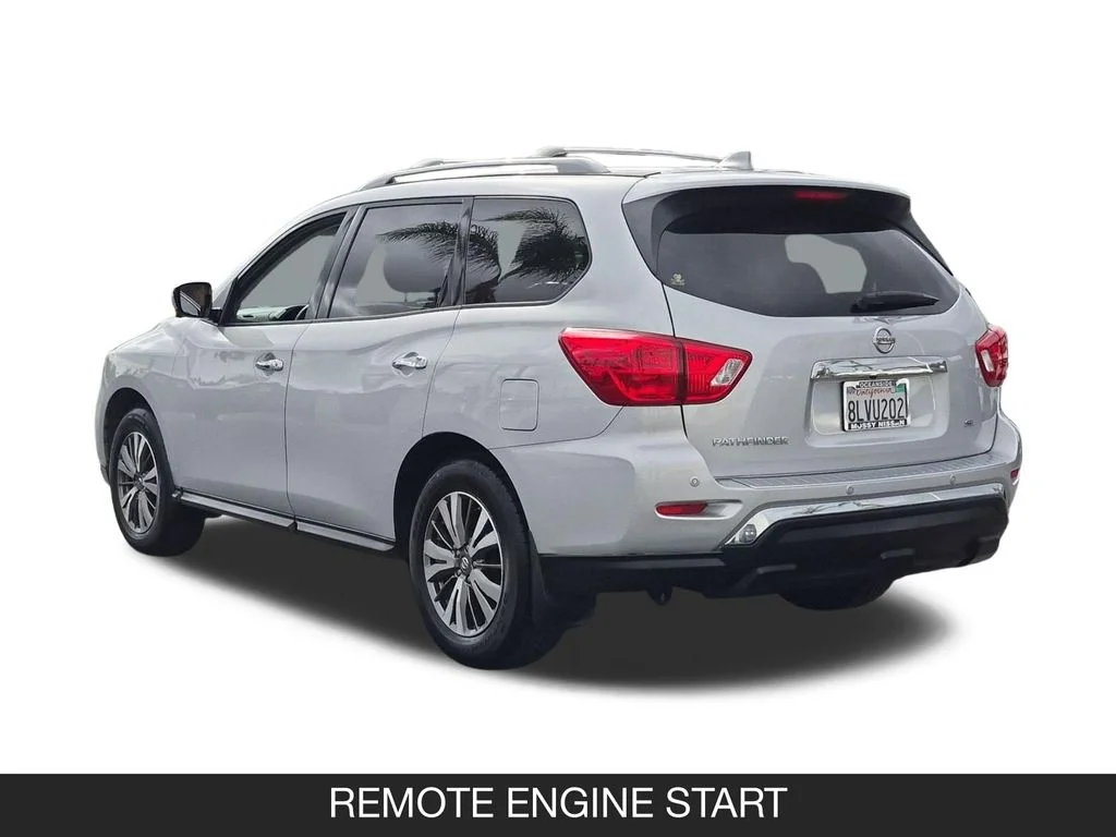 Used 2019 Silver Nissan SL image 7