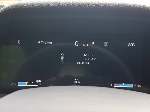 New 2026 White/off-white Jeep Laredo Altitude image 16