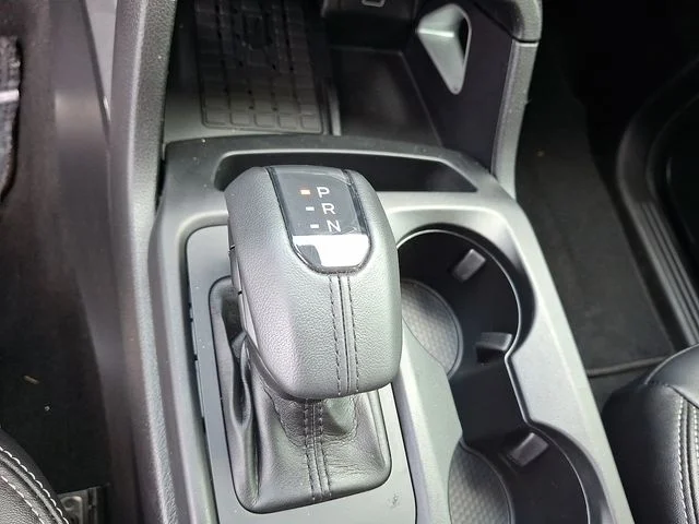 Used 2024 Gray Ford Lariat image 22