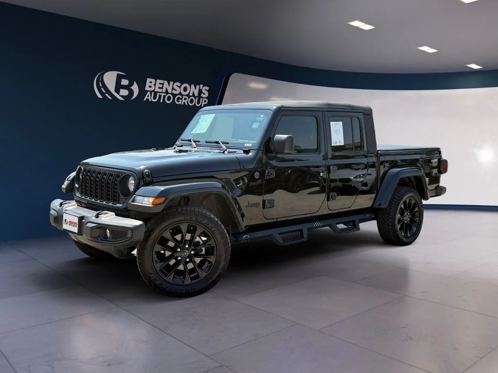 Used 2025 Black Jeep Nighthawk image 1
