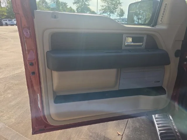 Used 2014 Orange Ford Lariat image 20