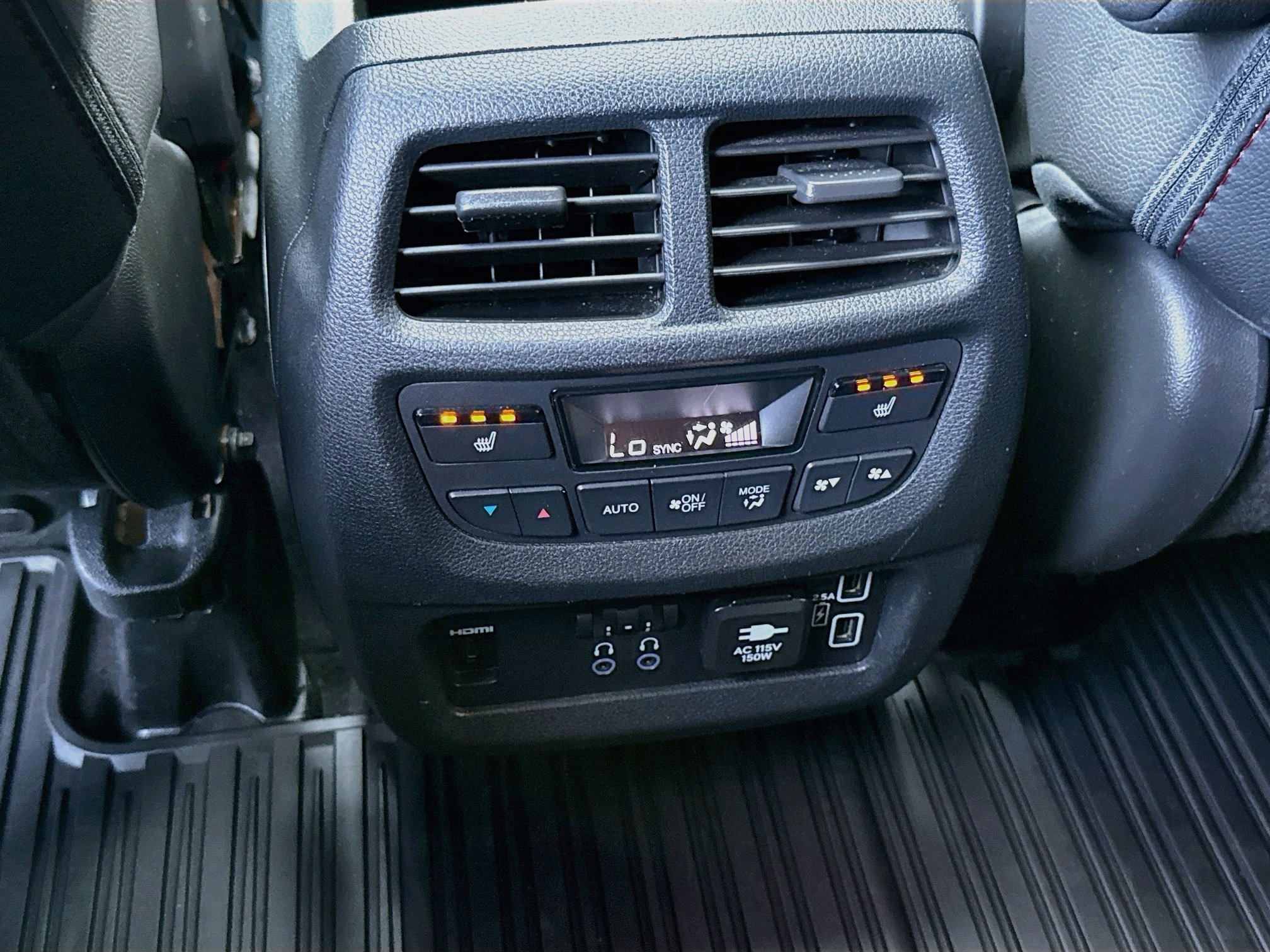 Used 2021 Crystal Black Pearl Honda Black Edition image 27