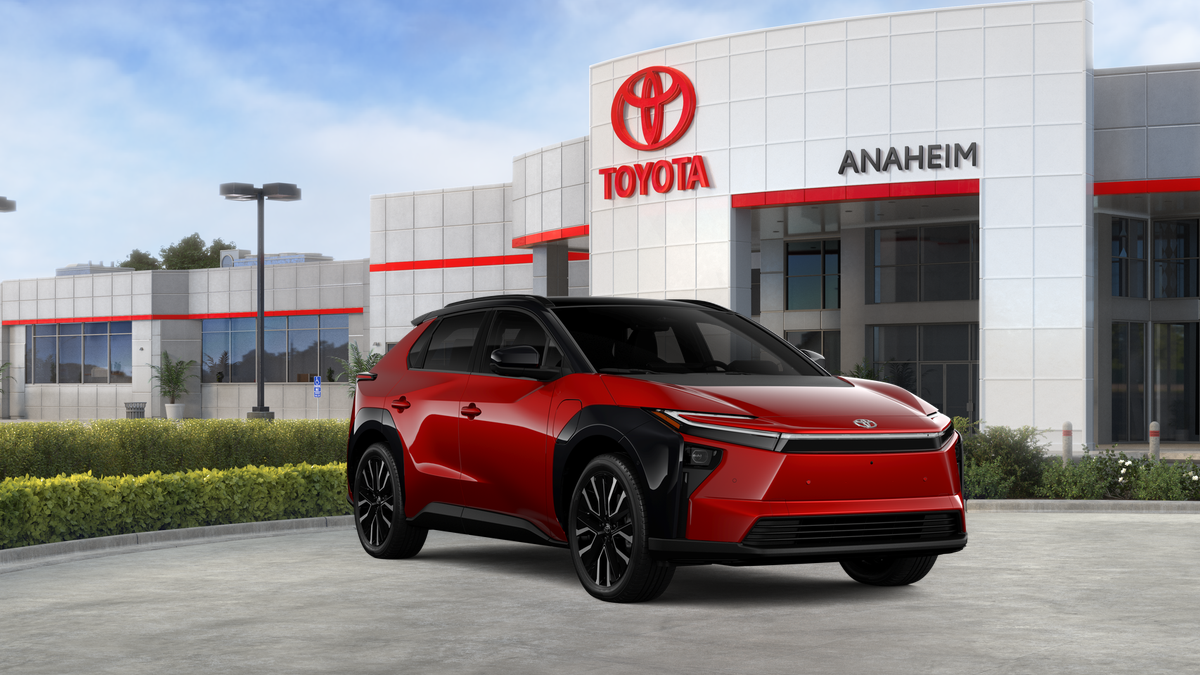 New 2026 Supersonic Red with Midnight Black Metallic roof Toyota Limited image 15