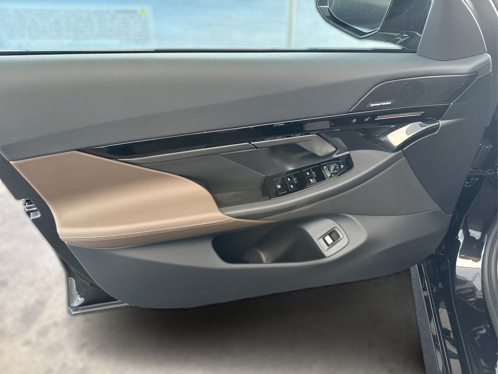 2026 BMW 5 Series 530i - Photo 26