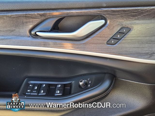 Used 2023 Gray Jeep Limited image 34
