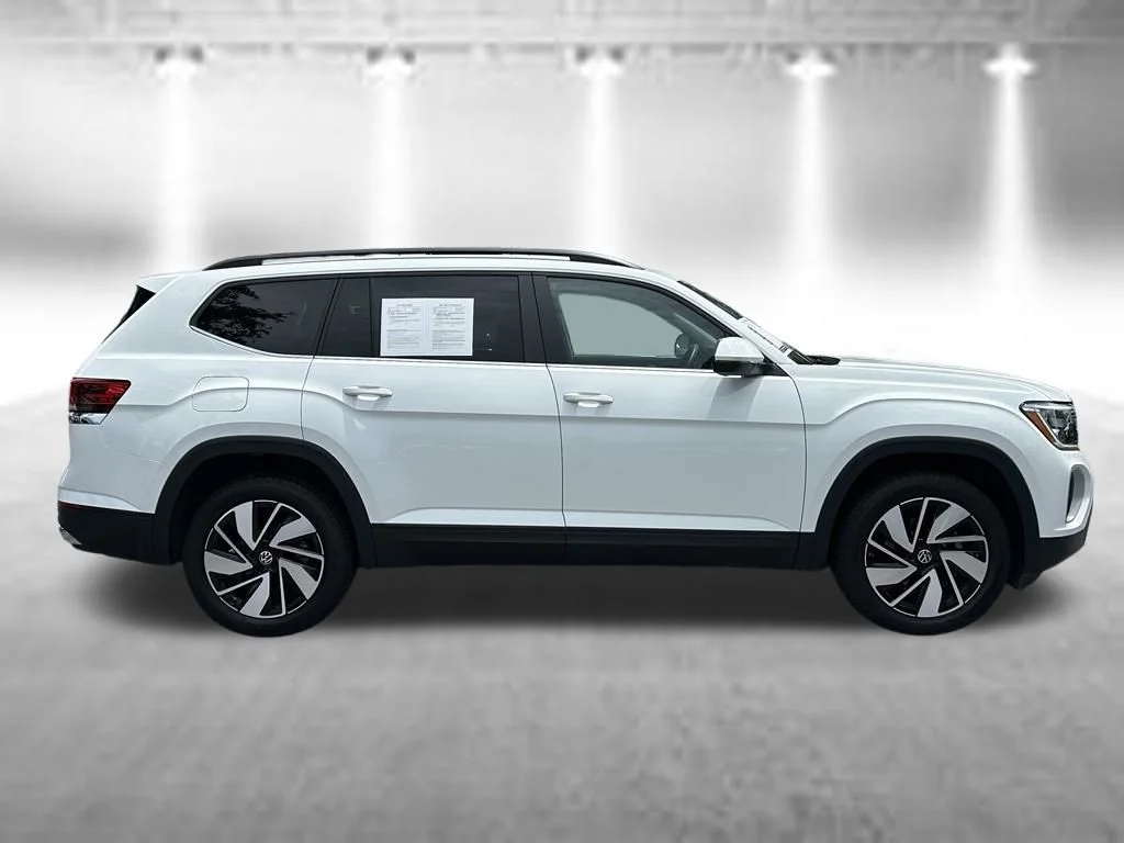 Certified Used 2025 Pure White Volkswagen 2.0T SE w/Technology image 4