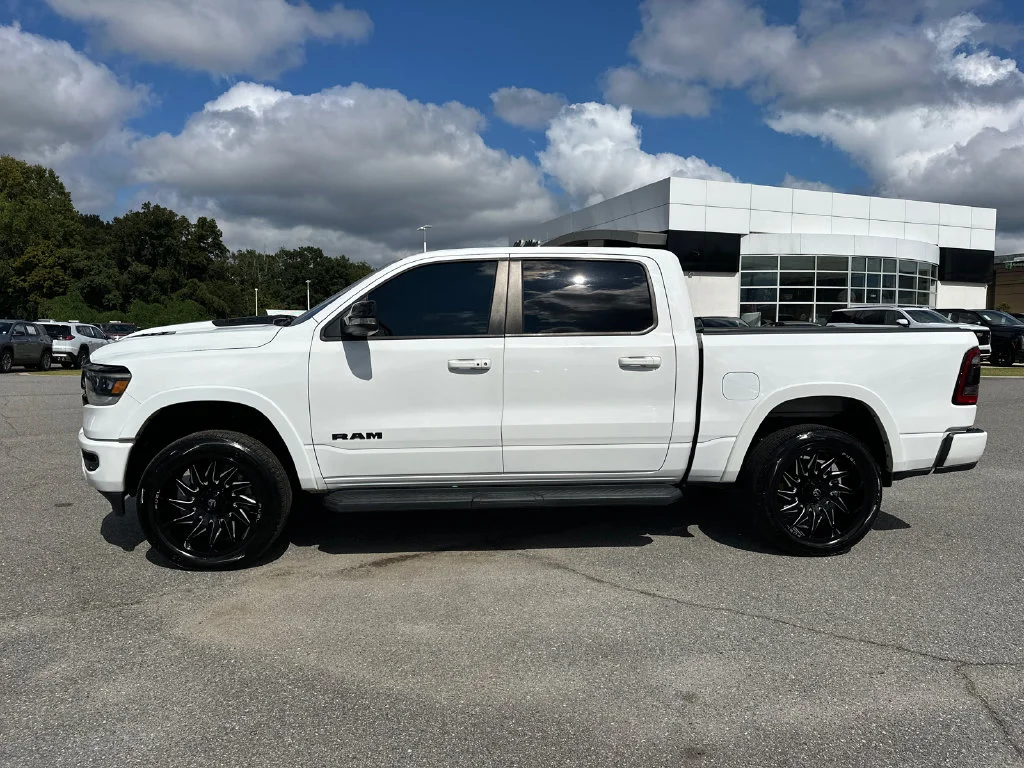Used 2022 White Ram Laramie image 4