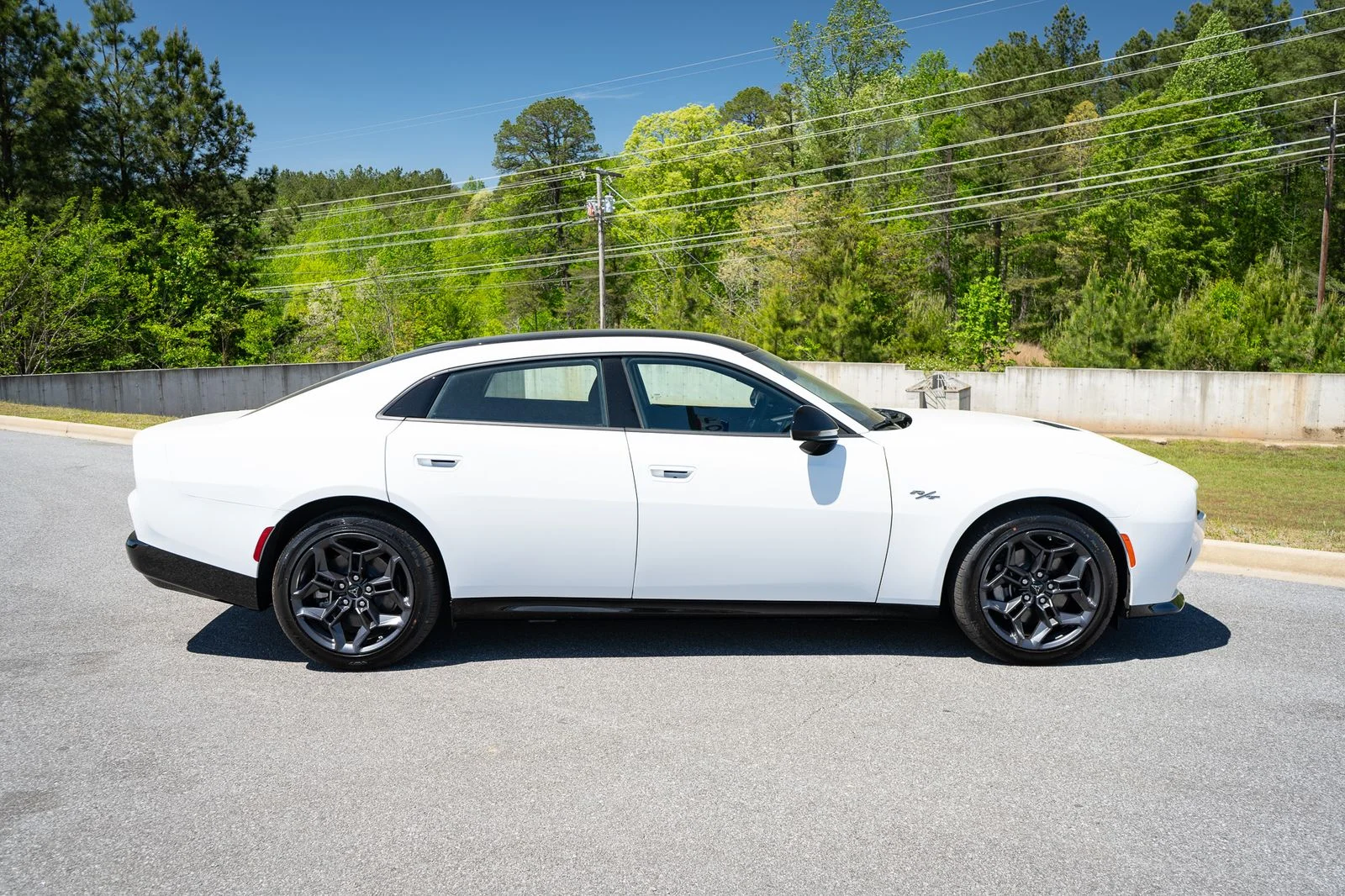 New 2026 White Knuckle Exterior Paint Dodge R/T image 20