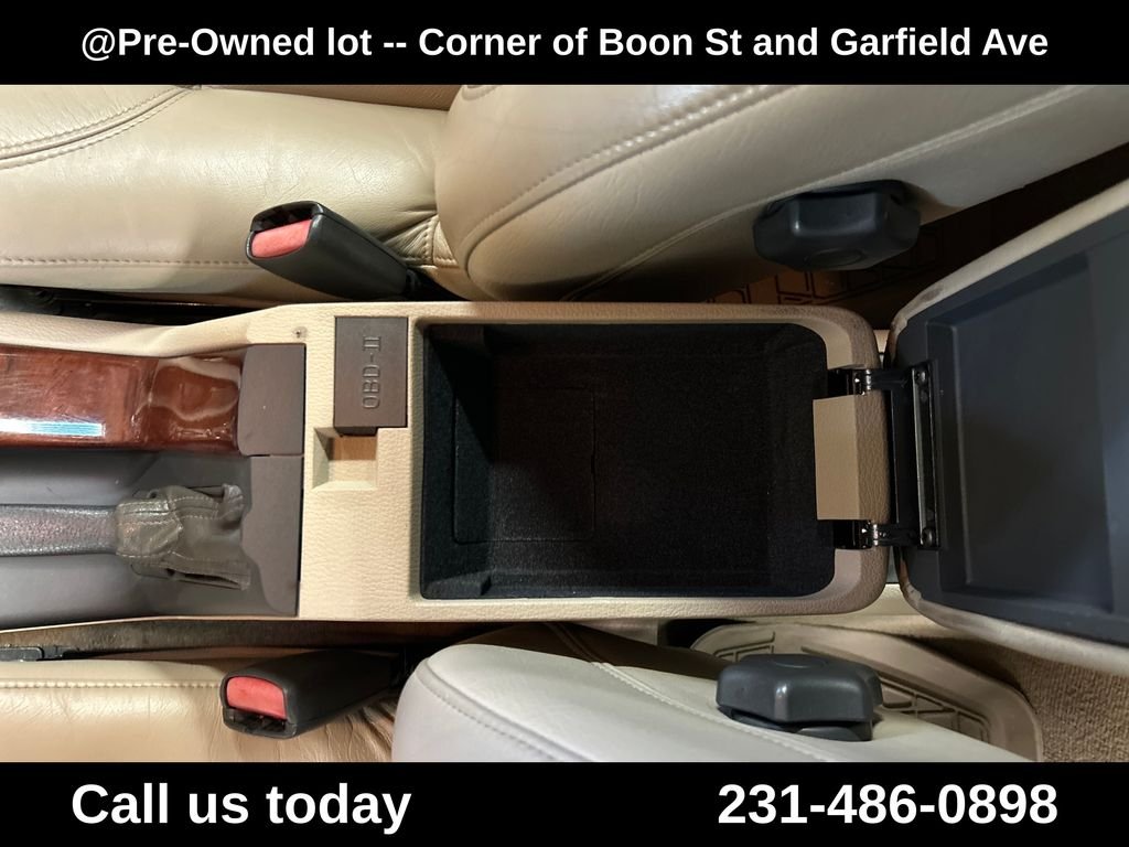 Used 2004  Volvo HT image 24