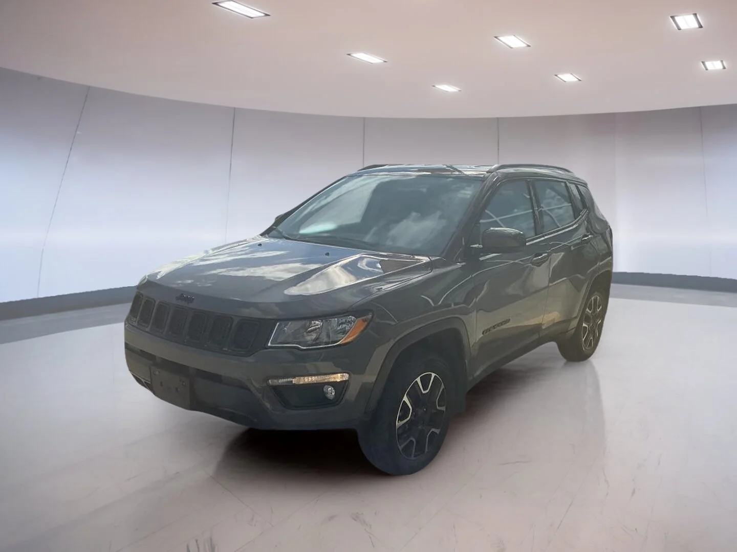 Used 2021 Grey Jeep Upland Edition image 3